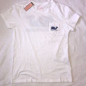 Vineyard vines t-shirt